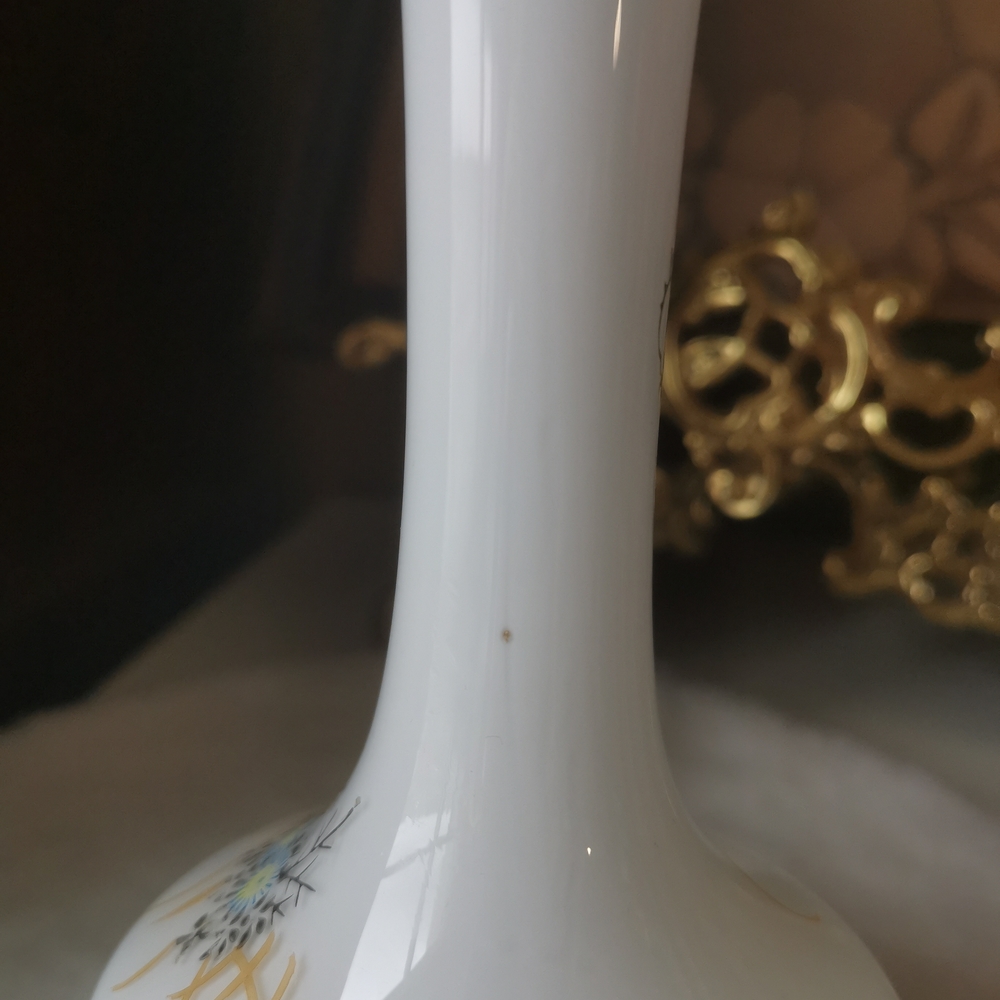 White Frosted Glass Bud Vase with Gold Trim Hand Painted Floral & Bird Motif - Picture 5 of 10